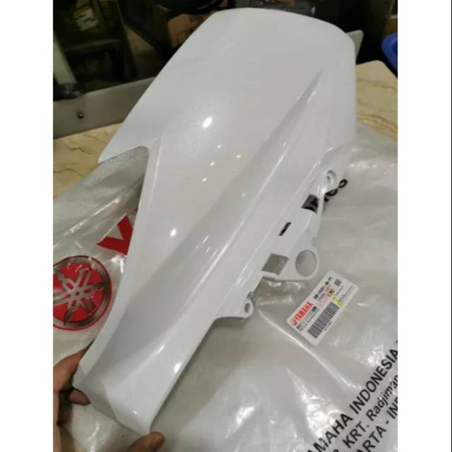 BODY COWLING DEPAN KIRI YAMAHA NMAX PUTIH ORIGINAL