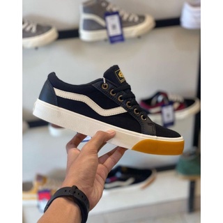 Ventela Republic Black Gum Original Sepatu Vantella