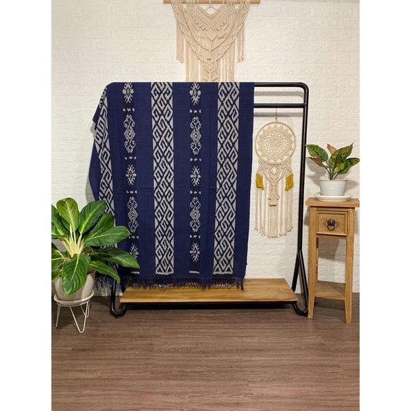 Kain Tenun Jayanagara Ethnic Craft