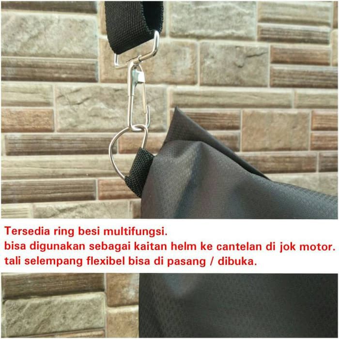tas helm anti air cover sarung helm waterproof agv kyt mds ink arai   Hitam Diskon