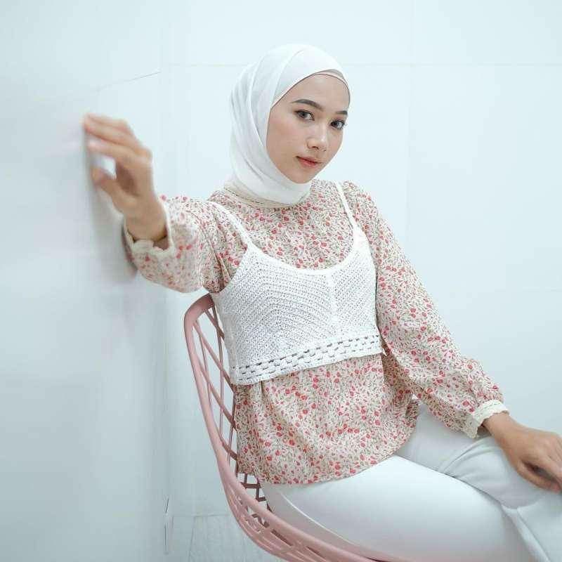 Mutia Vest Blouse Import