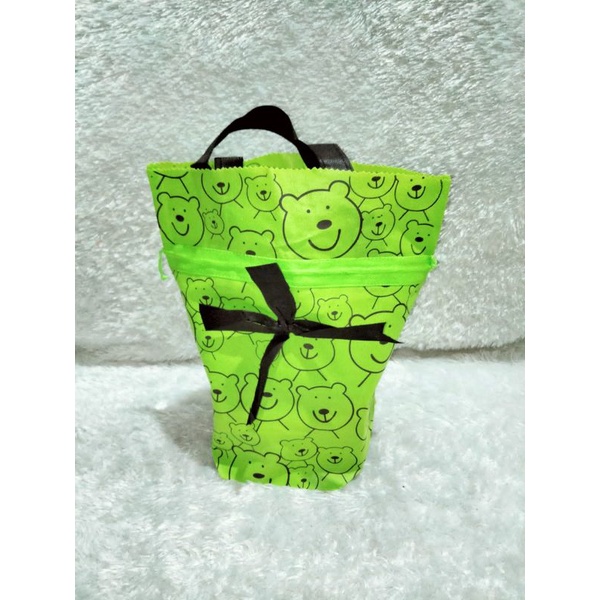 

Tas serut pita ultah bear spunbond