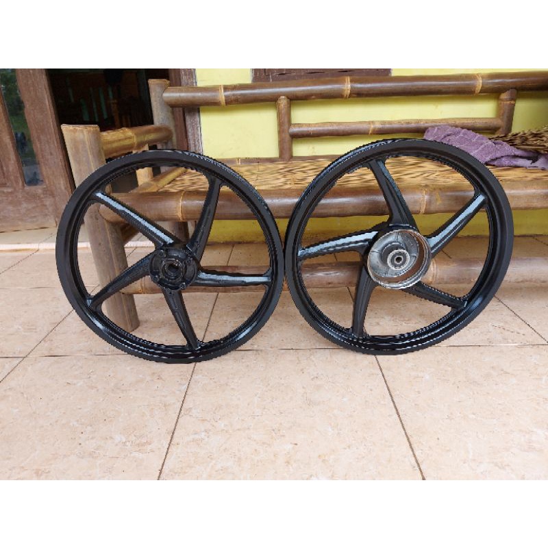velg racing supra 125 old tromol pnp karisma