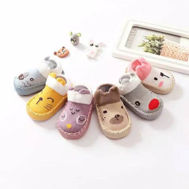 Prewalker Anti Slip Karakter Animal Cute, Fashionable Sepatu Bayi Booties