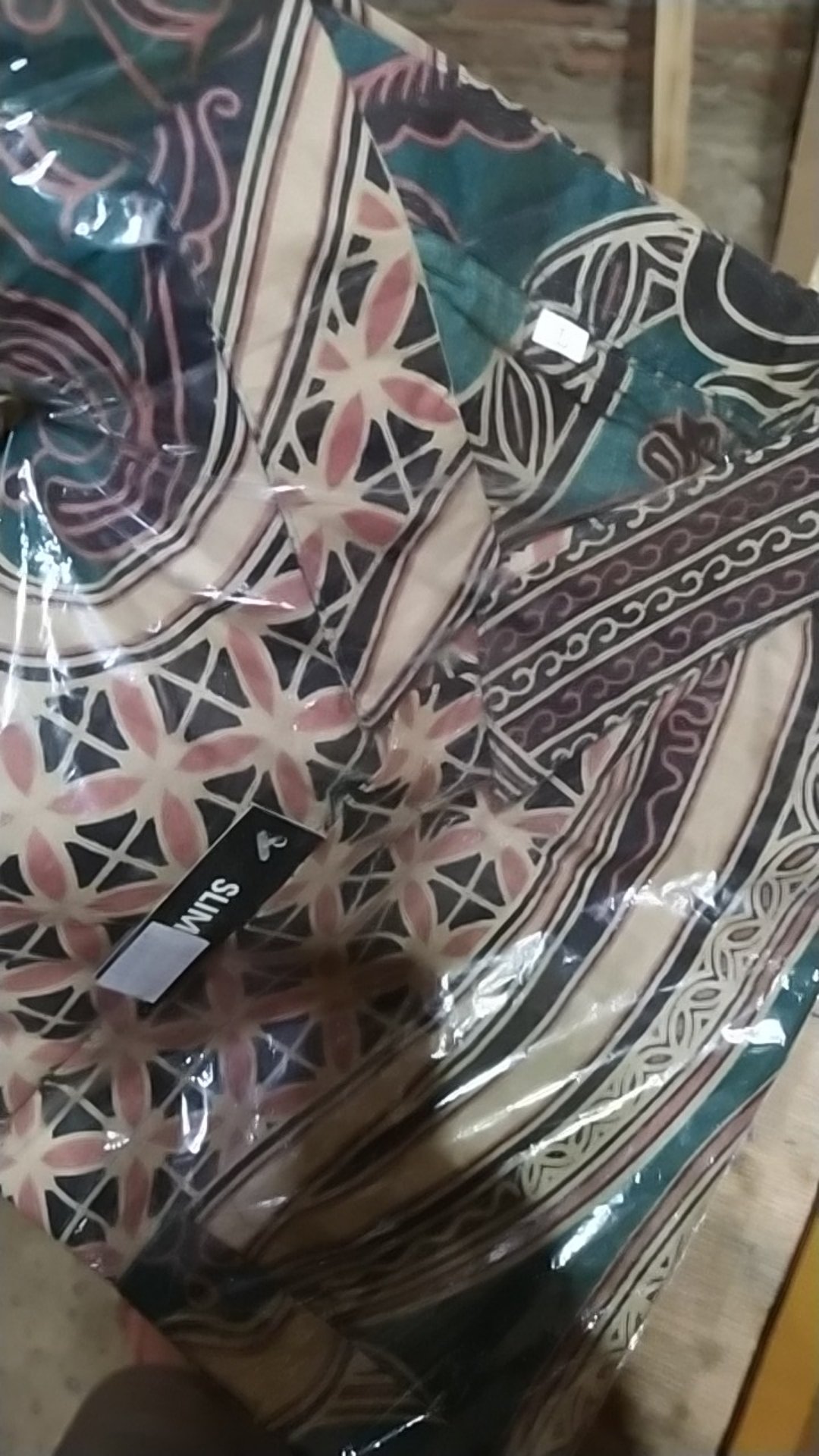 Batik Pria Lengan Panjang Slimfit Modern Batik Slimfit Pria