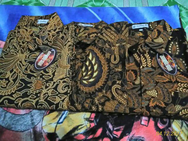 Hem Sogan Lengan Panjang Seragam Kemeja Batik Pria Padi Jokowi Solo Garuda Vintage Motif  Classic