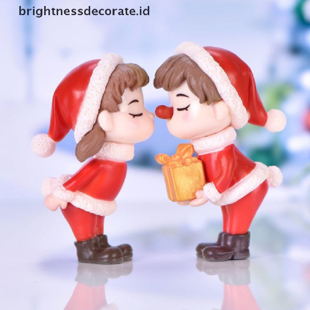 2pcs / set Ornamen Boneka Pasangan Mini Bahan Resin Untuk Natal