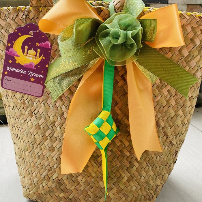 

Parsel lebaran / tas parcel / tempat hampers/ tas purun 30cm - Pita tupat 25cm