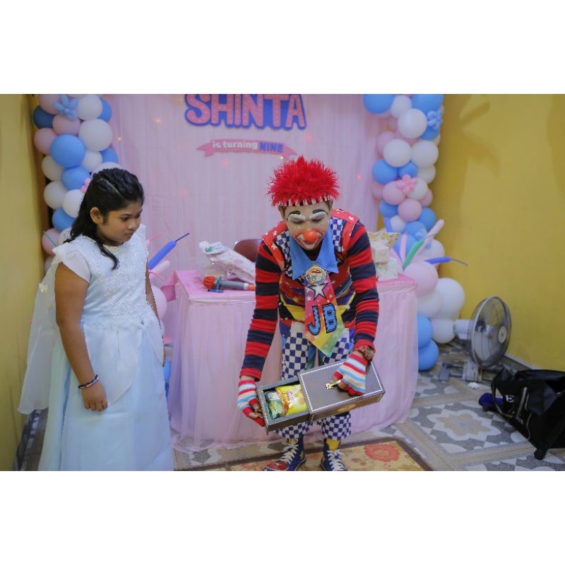 Badut Pondok Gede | Badut Jatibening | Badut Jaticempaka | Badut Jatimakmur | Badut Jatiwaringin | B