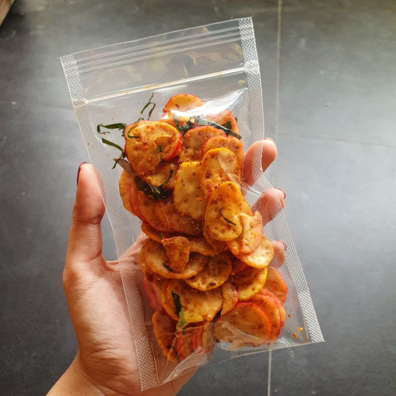 

(50GR) Seblak kering pedas daun jeruk kemasan standing pouch 50gr