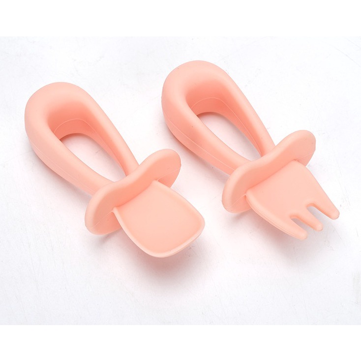 T24- Keola Set Silicone Baby Spoon &amp; Fork / Sendok Garpu Anak Silikon Free box penyimpanan