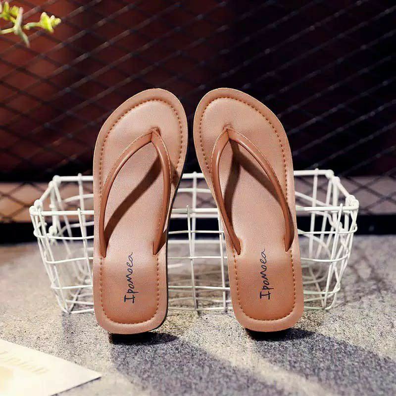 wedges jepit helen / Sendal Wanita