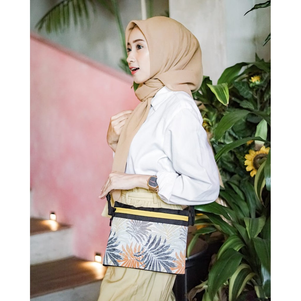 SLING BAG SACOCHE PALEM BELLA // taskanvasbdg - tas selempang wanita motif - tas pouch cewek lucu