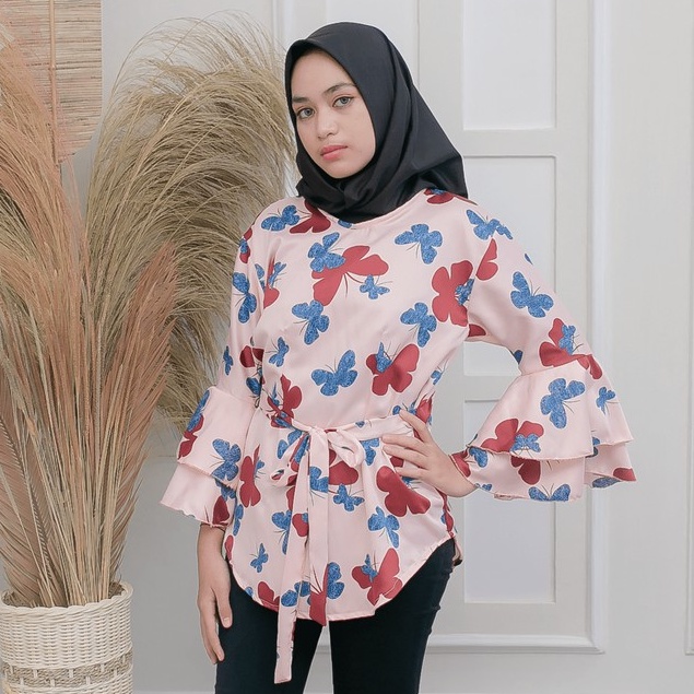 Baju blus atasan blouse pakaian wanita outfit kekinian by MAHARANI BUTIK
