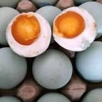 

telur asin biru matang fresh