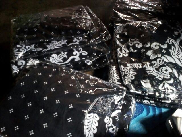 (seragam Keluarga) Maura Couple - Sania Ruffle Batik Couple Ori Ndoro Jowi - Gurita Putih