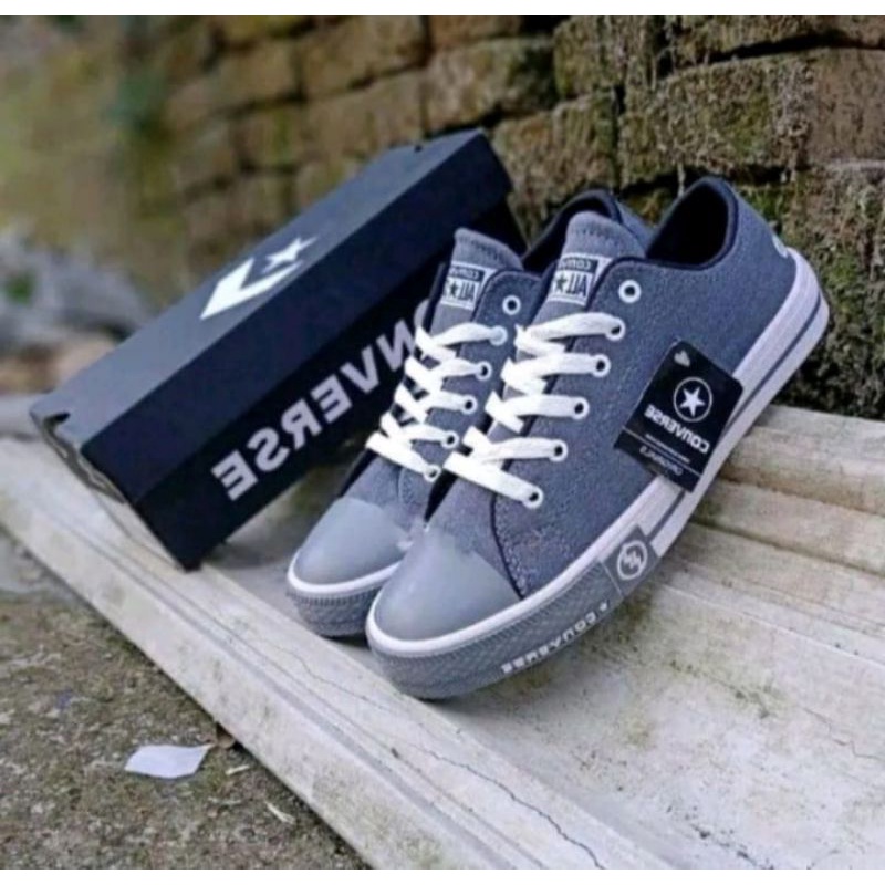 Sepatu Allstar. Sepatu keren. Sepatu pria. Sepatucasual. Sepatu trendi. Sepatu pria