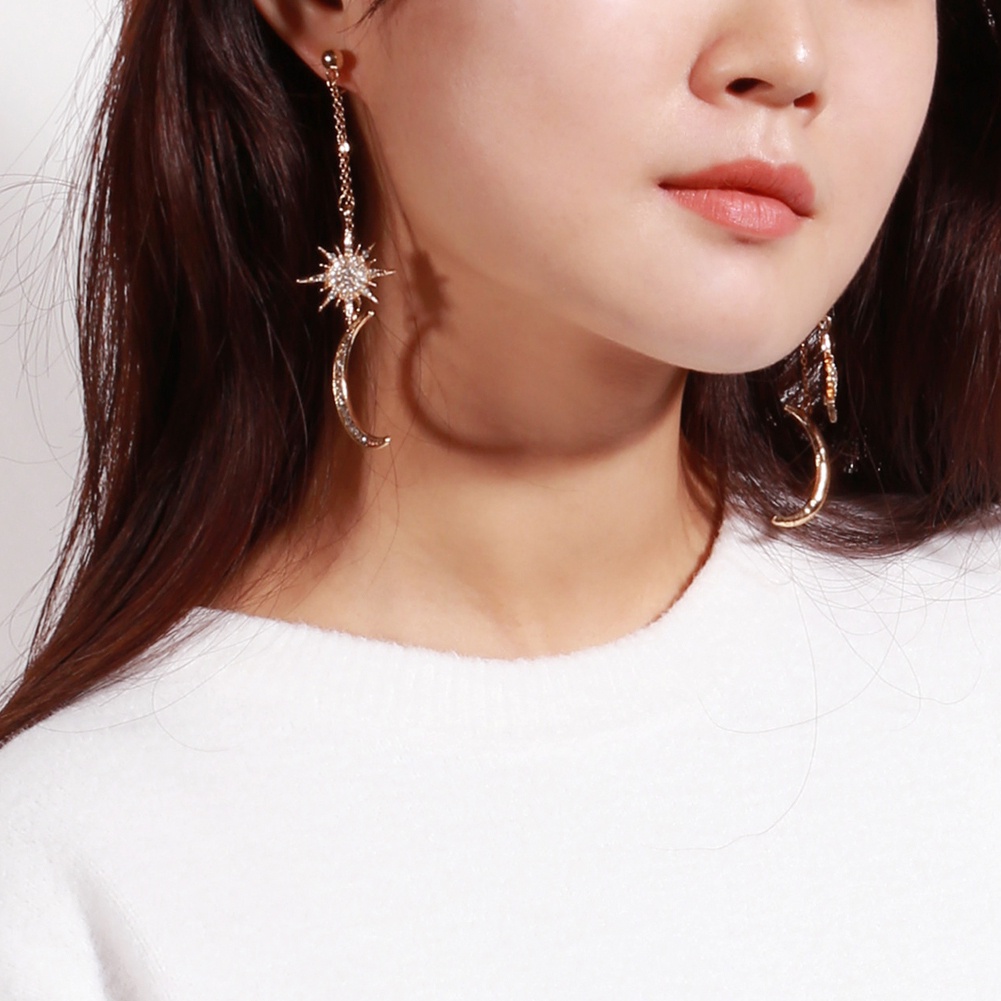 Hu Hu Hu Hu Hu Alat Bantu Pasang Kacamata♡ Anting Gantung Panjang Model Bulan Sabit + Bintang Aksen Berlian Imitasi Untuk Wanita