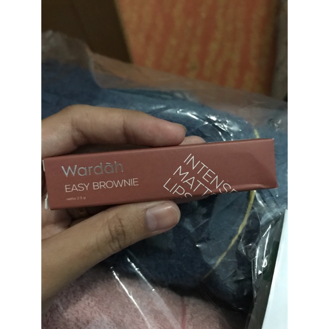 Wardah intense matte lipstik no 5 easy brownie