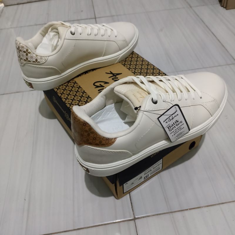 Sepatu Aerostreet x Gibran Rakabuming Batik Series Size 43