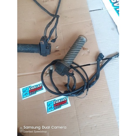 holder saklar kanan gas cbr 150 old ty7u