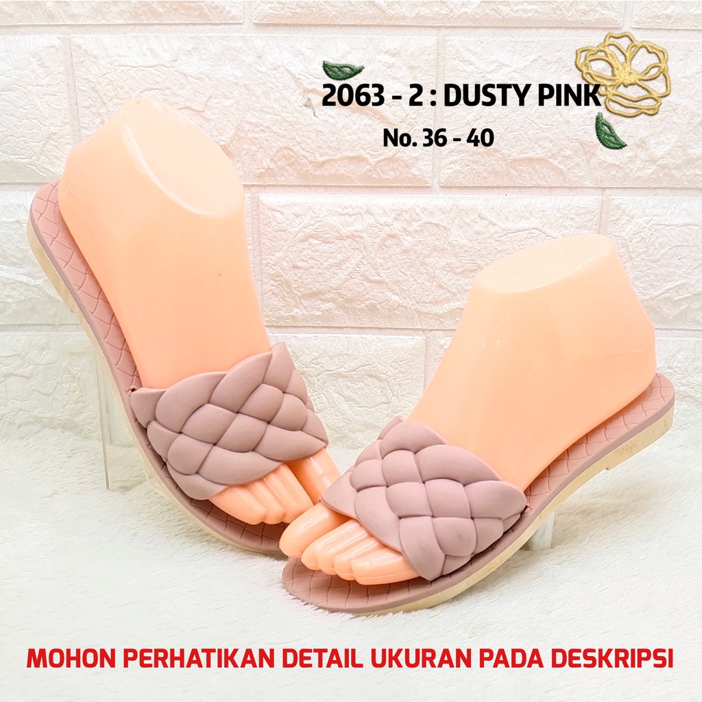 SANDAL HYS 2063 2 SENDAL JELLY WANITA SLOP MOTIF TALI KEPANG 100% ORIGINAL KUALITAS IMPORT NYAMAN EMPUK ANTI SLIP