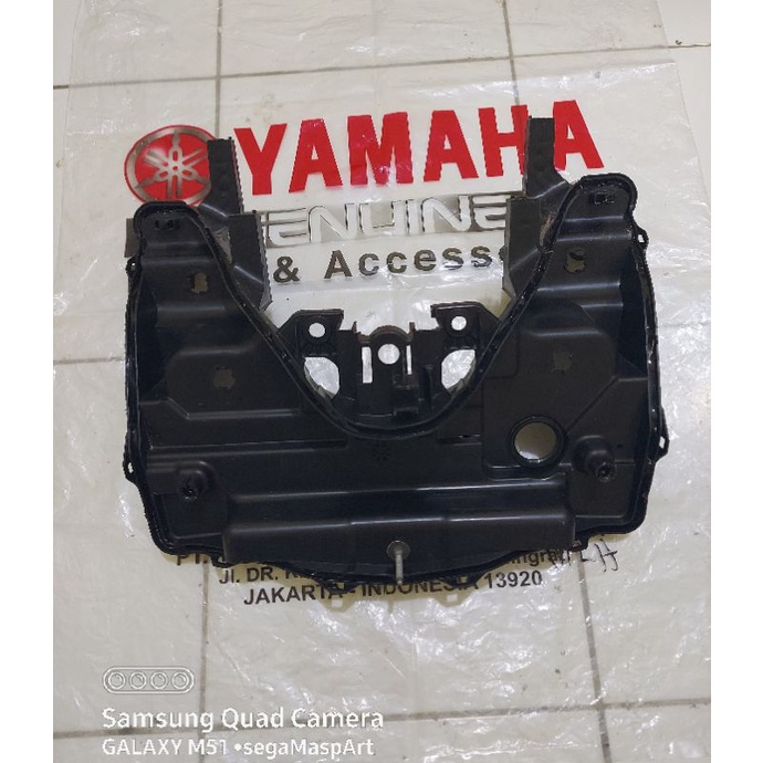 Batok Reflektor Lampu Depan Yamaha Lexi Original