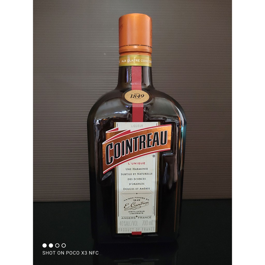 Botol bekas miras Cointreau 700 ml
