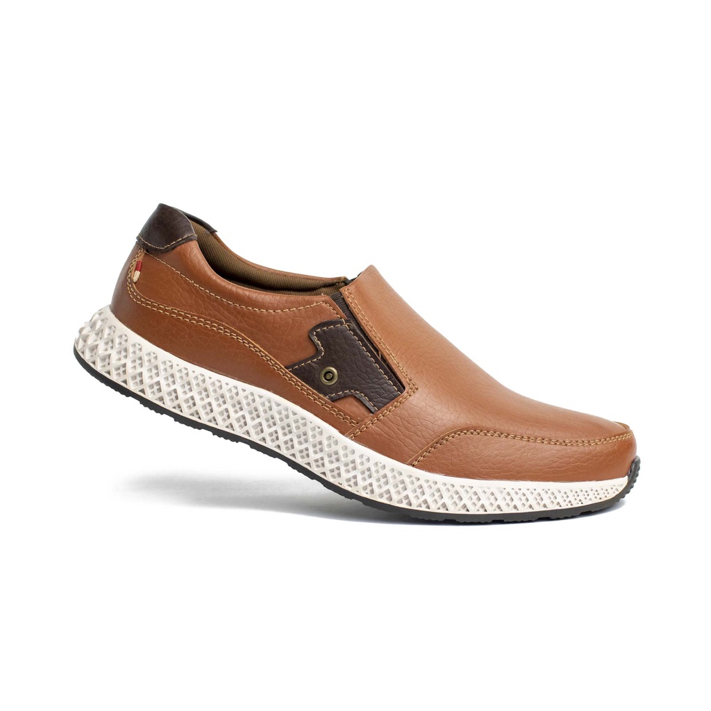 SEPATU SLIP ON PRIA - SEPATU PRIA LT 067