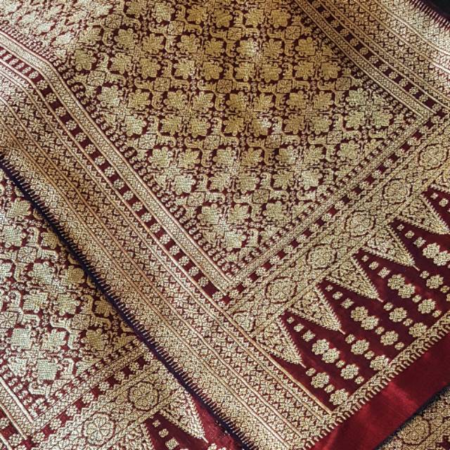 Songket palembang asli sutra alam asli benang 1 helai lepus maroon bunga jatuh kristal gold berlian