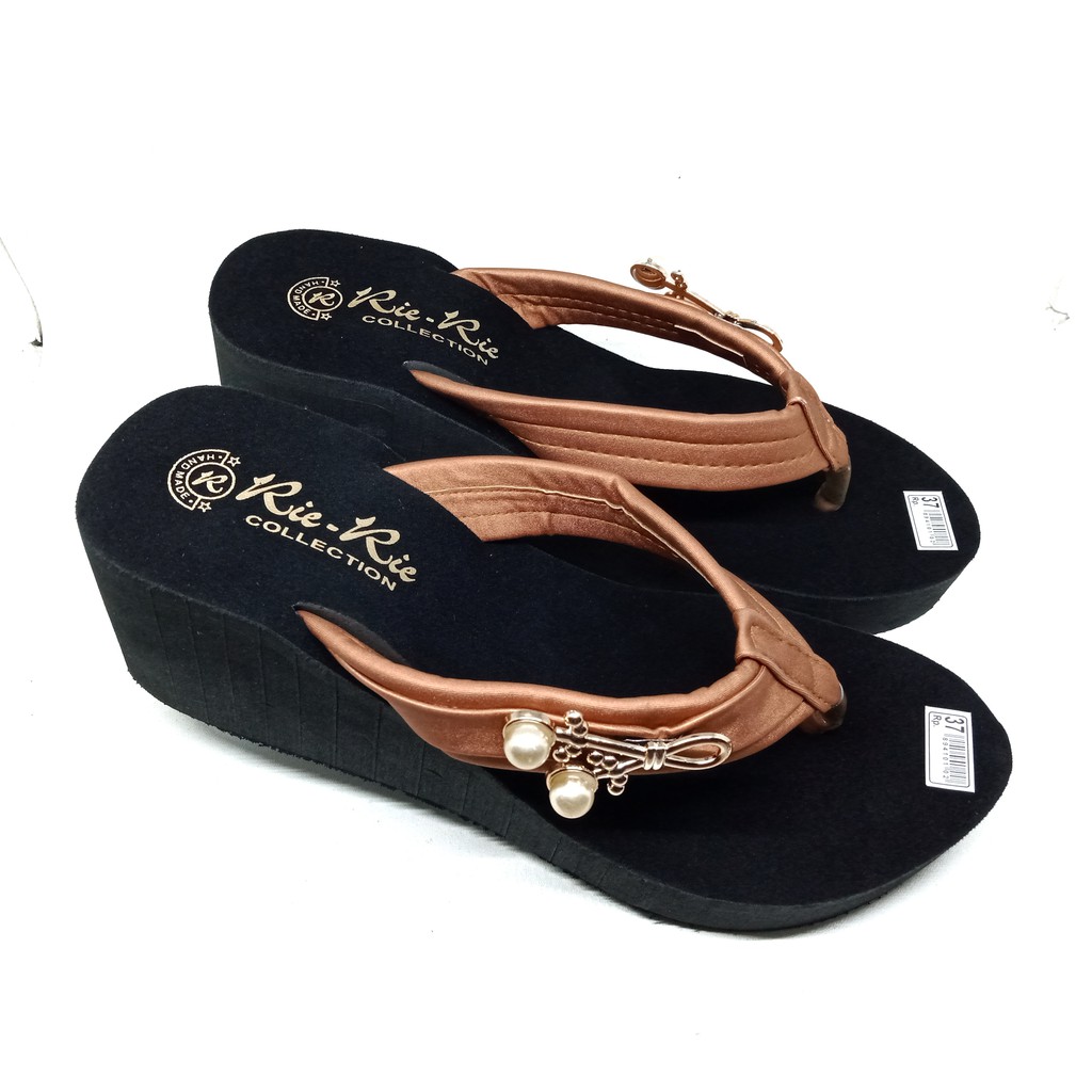 sandal wedges spon wanita permata MK