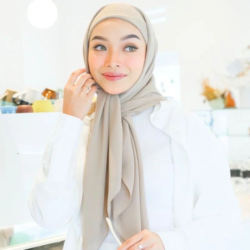 Jilbab Segi Empat Inner Ceruty