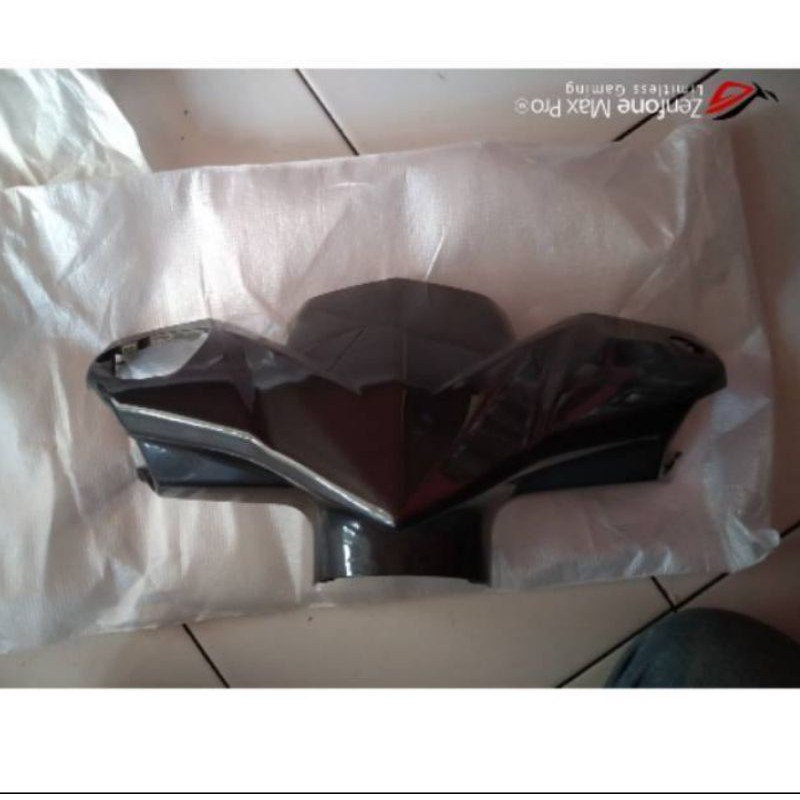 Batok kepala depan vario tachno 110 cbs abu abu