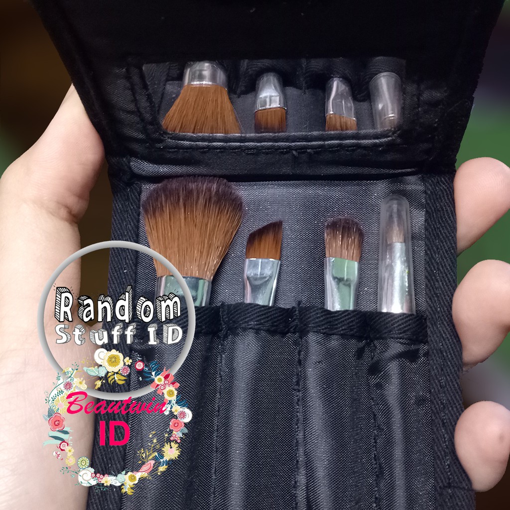 [PRELOVED] The Body Shop Mini Brush Kit / Core / Travel