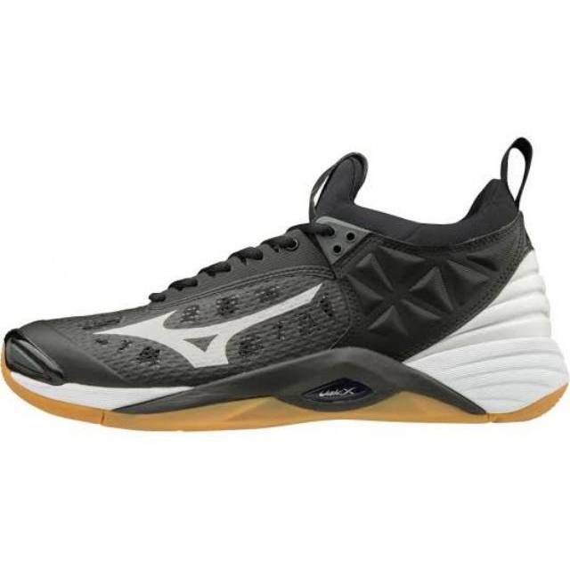 harga mizuno momentum low