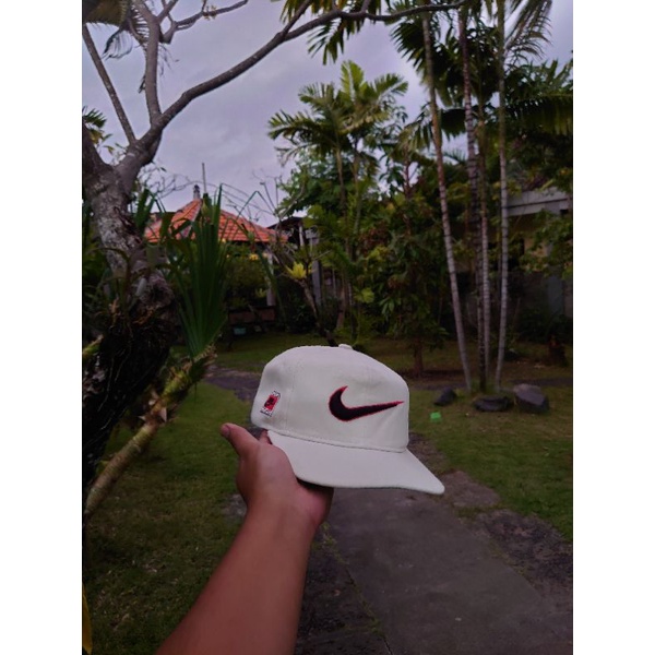 topi Nike vintage team sport