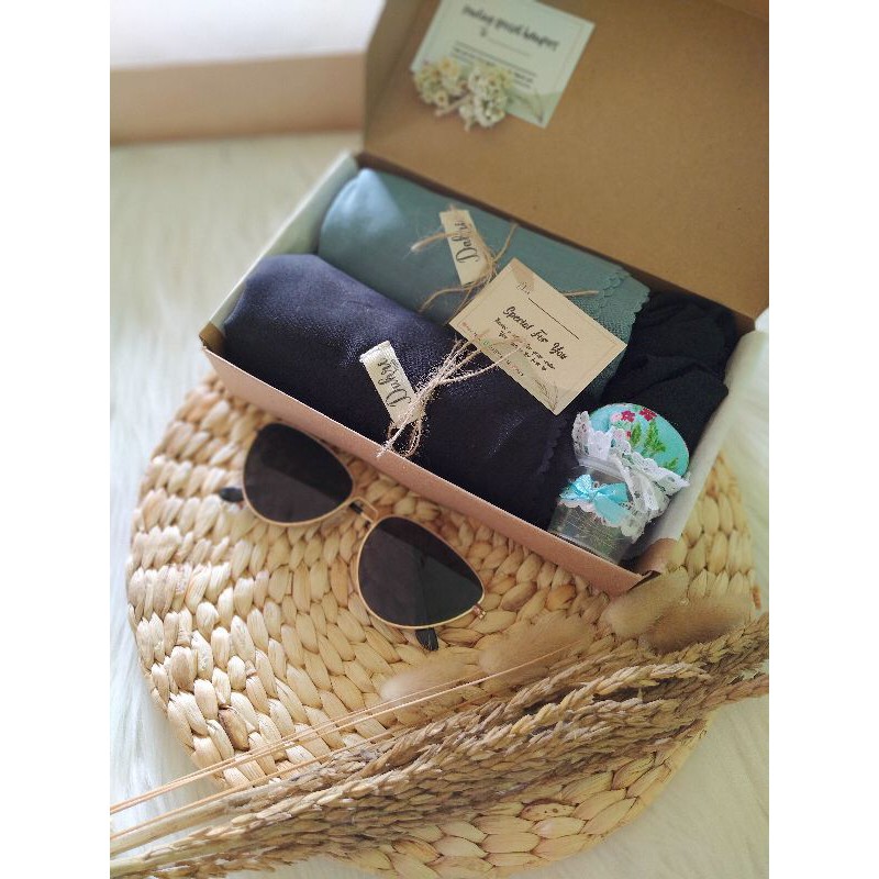 

HAMPERS GUFT BOX KADO HIJAB TERMURAH //GIFT BOX HIJAB TERMURAH