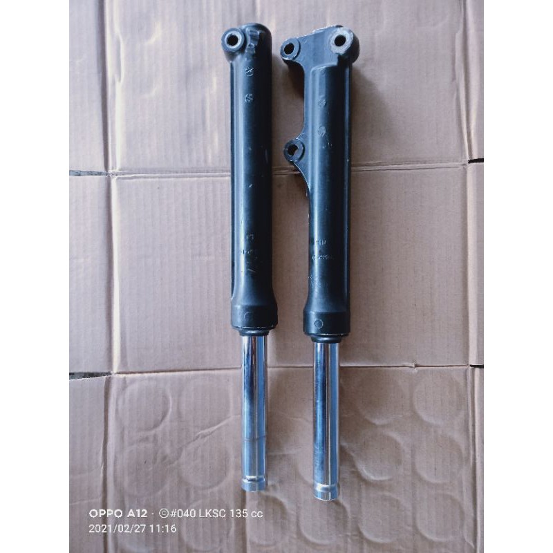 shockbreaker depan Yamaha Mio sporty