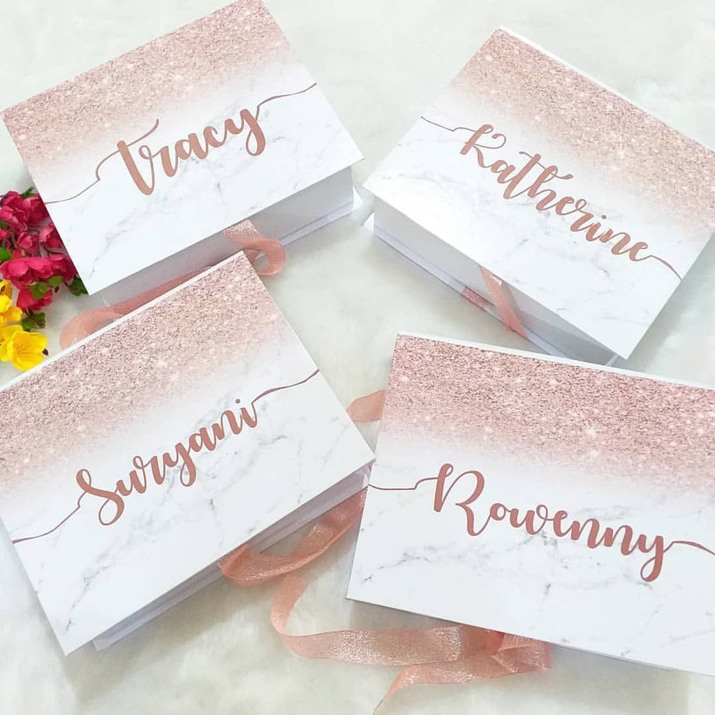 

HardBox Custom/ box groomsman/ box kain bridesmaid/ box hampers ukuran M (23.5x18.5x7cm)