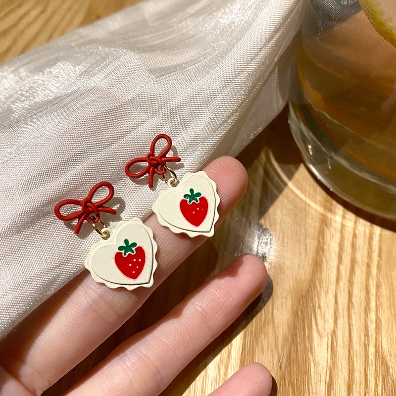 Gentle white love strawberry earrings cute bow earrings for women Korean S925 Silver Needle