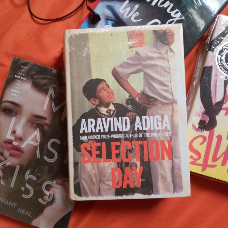 SELECTION DAY (ENG NOVEL) NEW - HARD COVER
