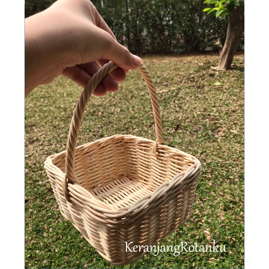  keranjang  rotan  souvenir kecil  Shopee Indonesia