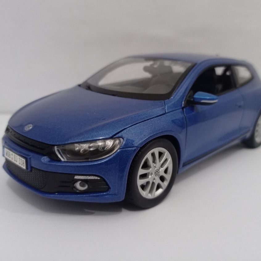 Diecast VW scirocco Blue Welly 1:24 mainan anak miniatur mobil sport harga murah