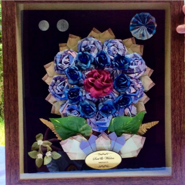 Mahar pernikahan / souvenir / figura mahar / mahar uang hias / buket uang kertas 32