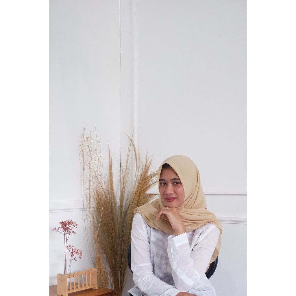 50 warna BELLA SQUARE JILBAB SEGI EMPAT POLLYCOTTON-bella olive pale