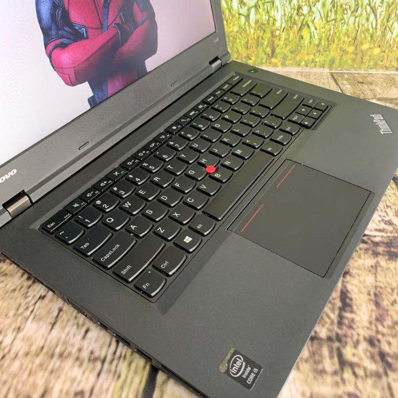 Lenovo Thinkpad L440 Intel Core i5 Gen 4 RAM 4GB Mulus