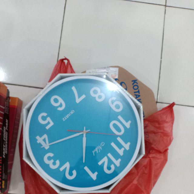 Jam Dinding Nobel 7186
