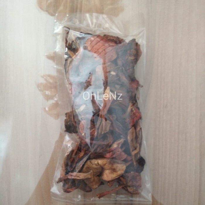 

Jamur Pelawan Kering / Kulat 100gr Bangka