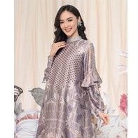 Celebes tunic wearing klamby