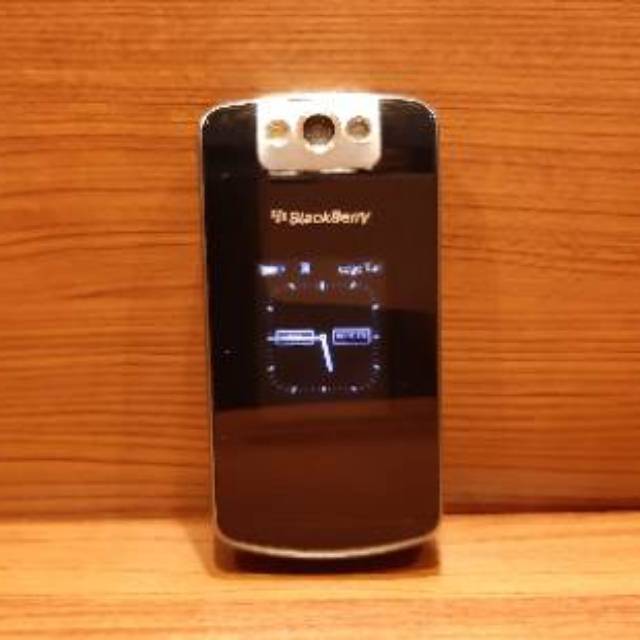 HP Blackberry Pearl 8220 Flip Bukan Handphone Jadul V3 e90 5310 BB Lipat
